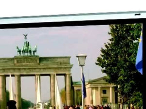 Da-Lite Model B Projection Screen (36463) – 94" Diagonal